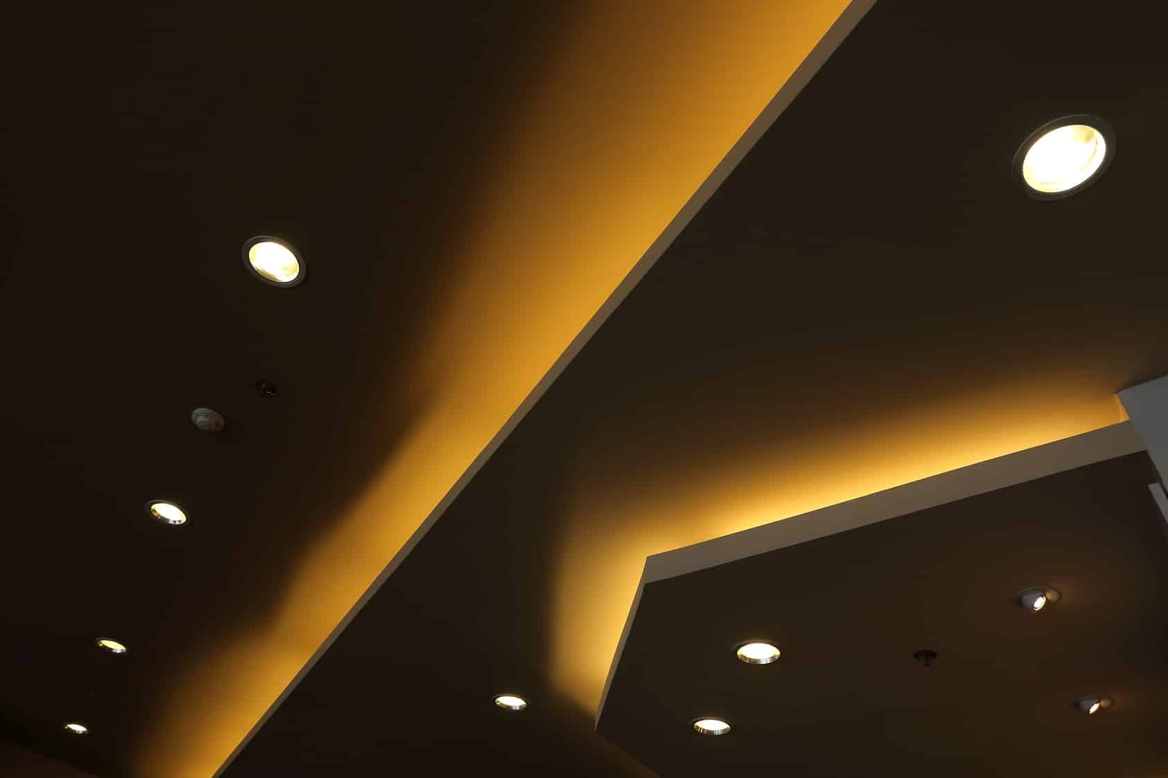 Spot LED doré encastré de plafond : pour un éclairage d'intérieur